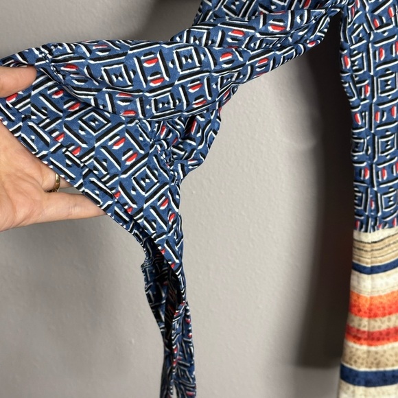 Chico's women's colorful Blue blouse plus size 0 - Picture 5 of 8